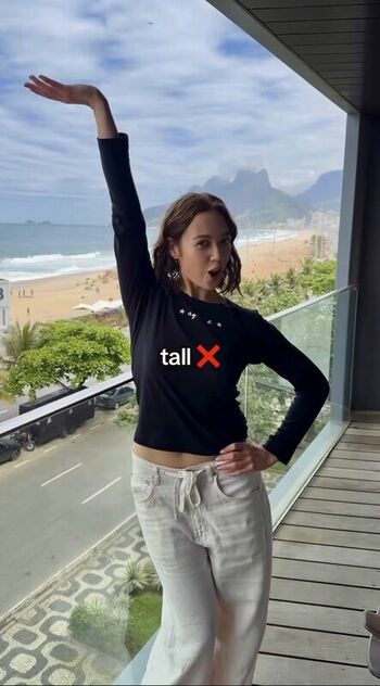 Full leaked Laufey lin private onlyfans photo
