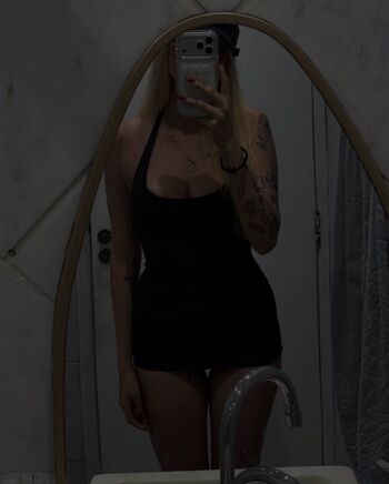Full leaked Saavedragi private onlyfans photo